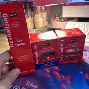 b•pure Revitalizing Skincare Set - Red